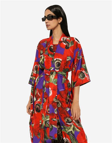 Silk kimono robe with anemone print .